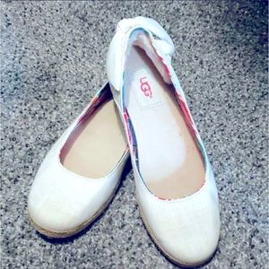 UGG flat shoes w/ fur 6